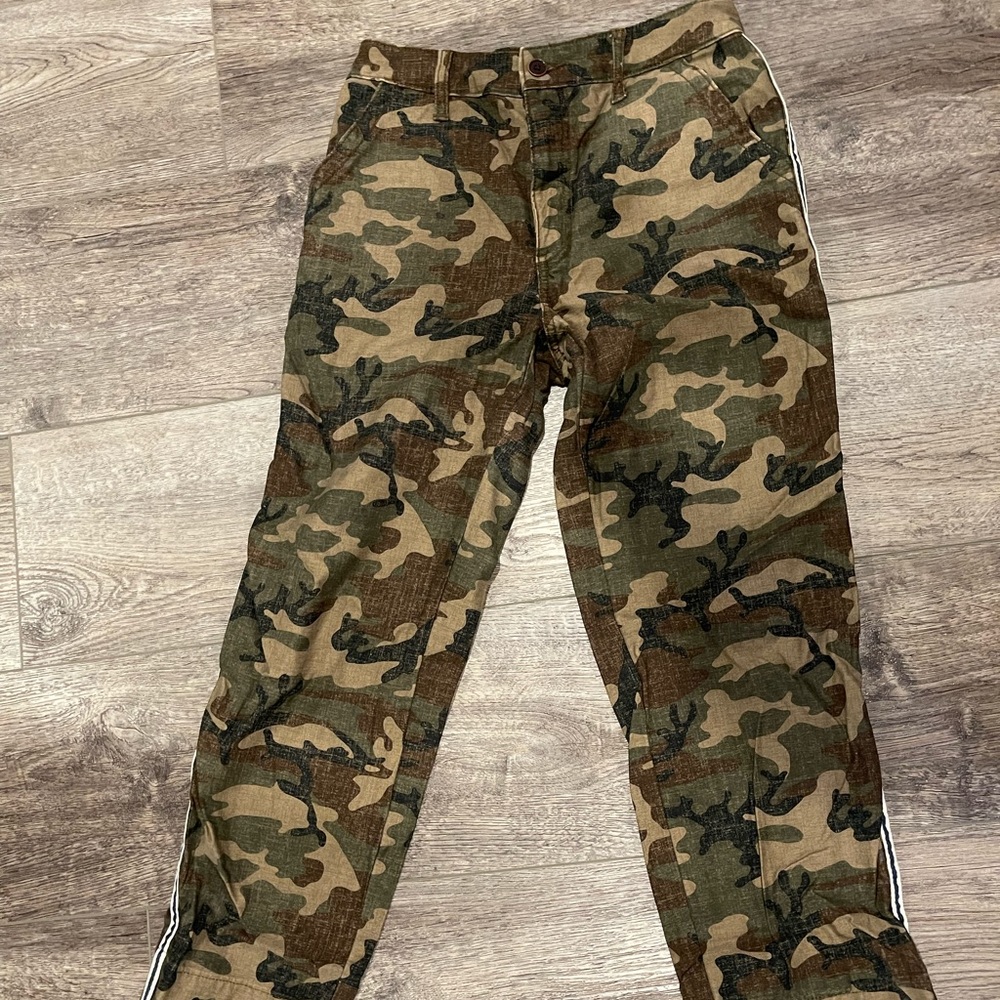Camo pants